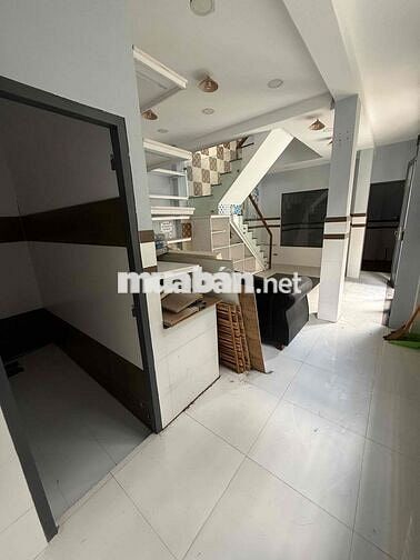 CHO THUÊ NHÀ NGUYÊN CĂN DTSD 200m2 - 4 TẦNG - 4 PHÒNG NGỦ HỒNG BÀNG