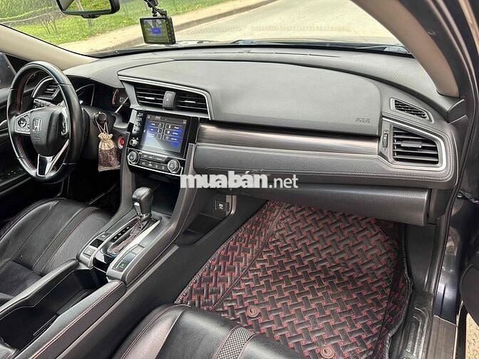 Honda Civic 2019 1.5 Turbo RS - 61500 km