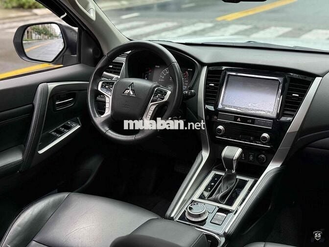 Mitsubishi Pajero Sport 2021 4x4 AT Premium - 3100
