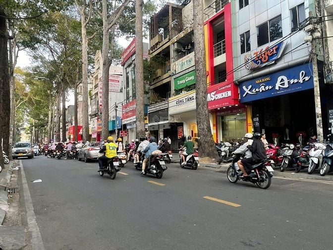 SIÊU PHẨM NHÀ MỚI MẶT TIỀN TRẦN QUANG KHẢI Q1 100m², 4 TẦNG,  51 TỶ