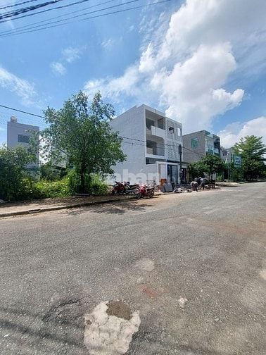 Cần bán đất KDC Đông Dương, Bưng Ông Thoàn, Phú Hữu, Q9 giá tốt.