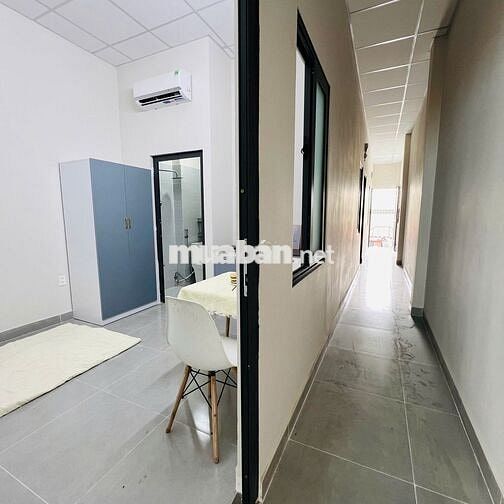 STUDIO CAO CẤP CỬA SỔ HÀNH LANG NGAY HIỆP BÌNH