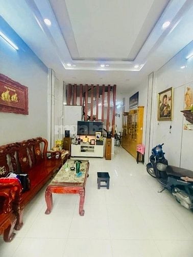 NHÀ ĐƯỜNG HÀN THUYÊN 1T1L - SÁT GA METRO