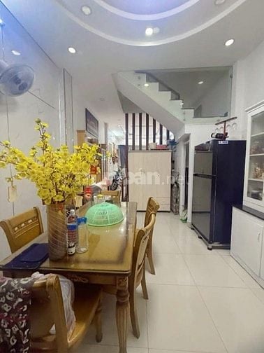 NHÀ ĐƯỜNG HÀN THUYÊN 1T1L - SÁT GA METRO