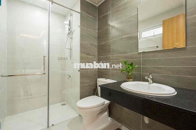 studio cửa sổ thoáng full nội thất