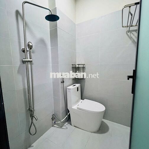 STUDIO CAO CẤP CỬA SỔ HÀNH LANG NGAY HIỆP BÌNH