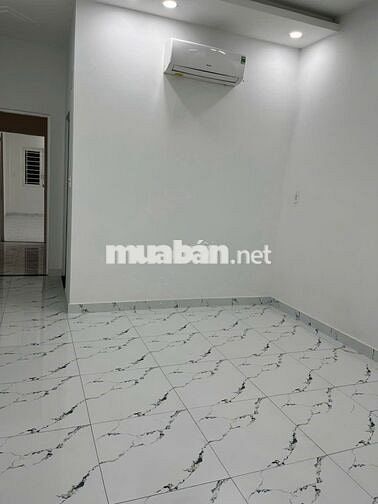Nội Thất Đầy Đủ-Nhà Lầu 90m2 TX33 Hẻm Xe tải Gần Chợ,TRường Học,S.Thị