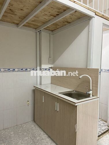 Phòng trọ 12m2 CÓ GÁC đường Nguyễn Cửu Vân, Q.Bình Thạnh
