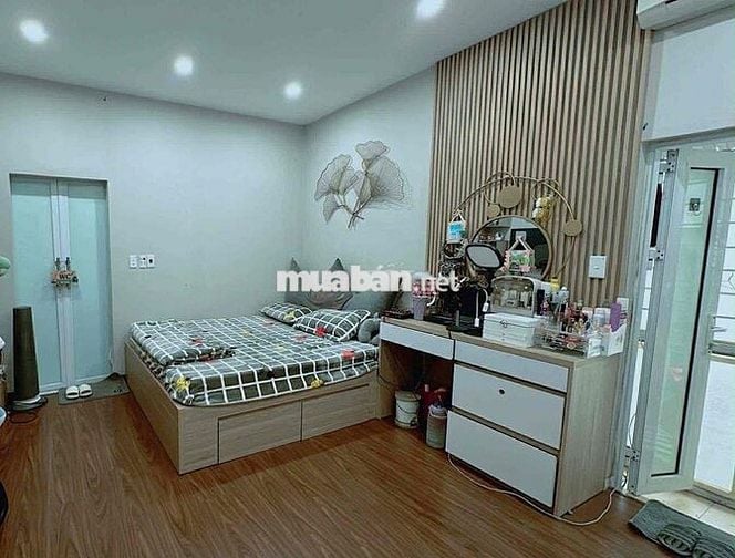 cho thuê nhà riêng ngõ lệnh cư 2 tầng giá 8tr5
