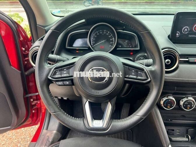 💙💙 Mazda 2 2019 Premium Sedan - 15000 km
