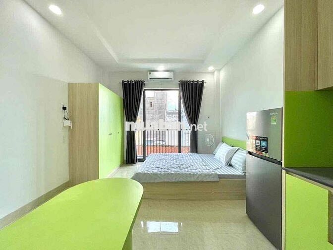 Cho thuê căn hộ balcony - thang máy - cầu Bông - CV Lê Văn Tám