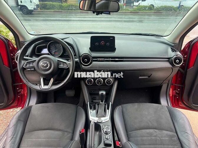 💙💙 Mazda 2 2019 Premium Sedan - 15000 km