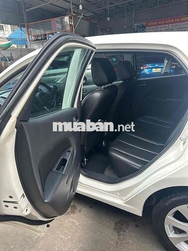 Mazda 2 hatchback 2014 1.5 AT - 116000 km bao ngon