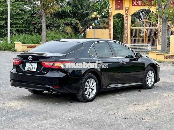 Toyota Camry 2.0G 2021 nhập Thái, 1 chủ