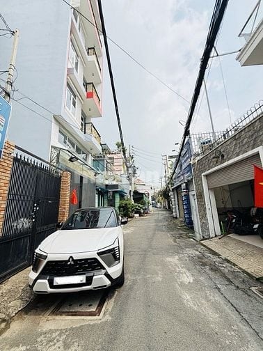 Bán nhà 250m2(7.6x23) Hẻm Xe Tải Thông Đường Âu Cơ, Tiện Xây Mới