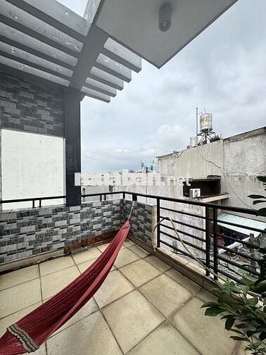 Bán nhà đường số 8, Linh Xuân, Thủ đức- 50m2- HXH thông- 4PN - 3 tầng.