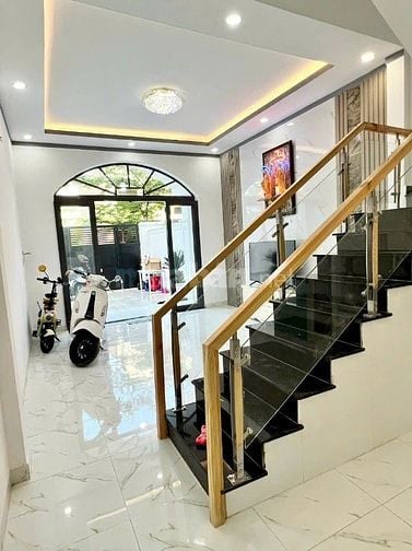 HẠ GIÁ 200TR BÁN NHÀ LẦU VỚI 600TR SỞ HỮU NGAY