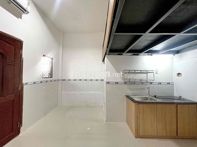 PHÒNG TRỌ CAO CẤP SẴN NỘI THẤT _ KHU VỰC CẦU VƯỢT LINH XUÂN