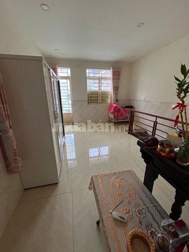 Gấp bán - Đình Phong Phú - hẻm tải - 80m2 - giá 6.9 tỷ