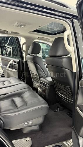 Bán Toyota Land Cruiser 4.6V8, sản xuất 2020. Xe cực đẹp.