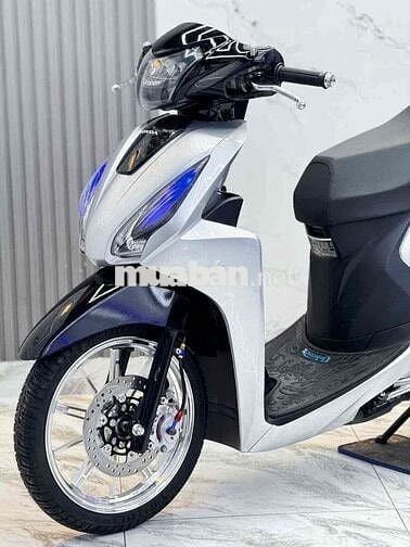 vison 110 full kiễng đẹp bstp zin nợ xấu trả 50% ạ