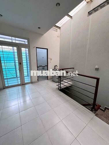 🏠CHO THUÊ nhà nguyên căn đường Nguyễn Sỹ Sách, Tân Bình, 1 trệt 2 lầu,