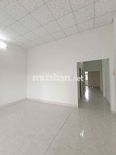 BÁN GẤP NHÀ 88M2 FULL THỔ CƯ NGAY NGÃ 3 MỸ HẠNH 1TY039TR SỔ HỒNG RIÊNG