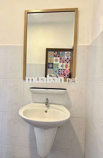 Căn hộ full nội thất thoáng mát Trần Hưng Đạo Quận 5