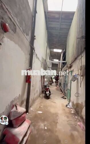 Bán nhà mới xây 18m2 1 trẹt 1 lầu hẻm C11 Phạm Hùng kế kdc Trung Sơn