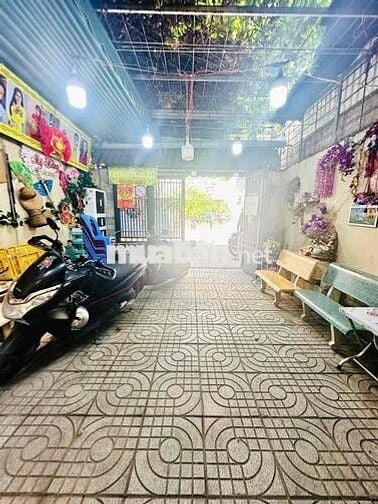 Gấp bán, Nhà 85m2, Ngan 5m, gần chợ Phạm Thế Hiển
