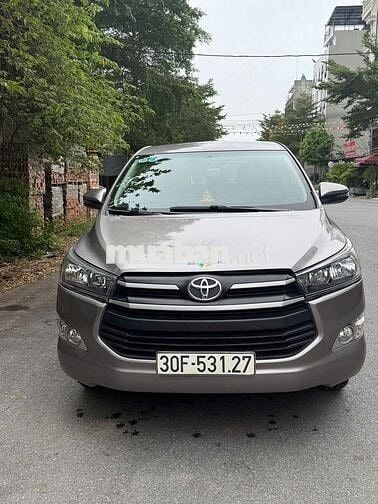 Toyota Innova 2019  - 12000 km