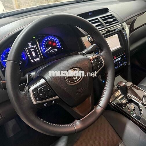 Bán Toyota Camry 2015 2.5Q  1 chủ mua mới từ đầu