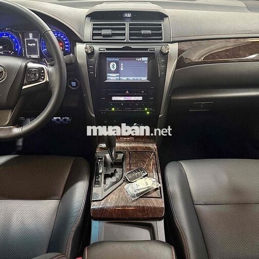 Bán Toyota Camry 2015 2.5Q  1 chủ mua mới từ đầu