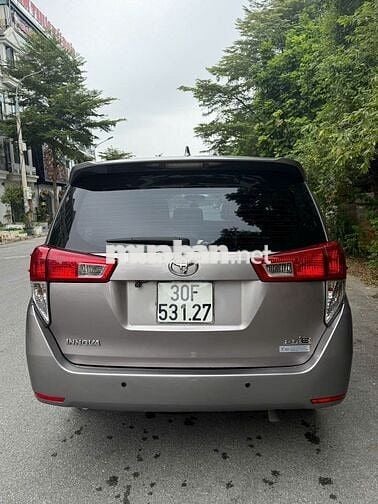Toyota Innova 2019  - 12000 km