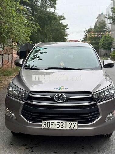 Toyota Innova 2019  - 12000 km