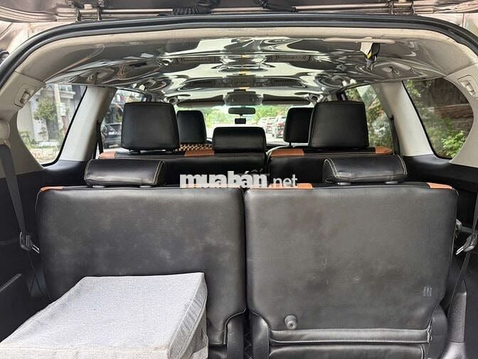 Toyota Innova 2019  - 12000 km