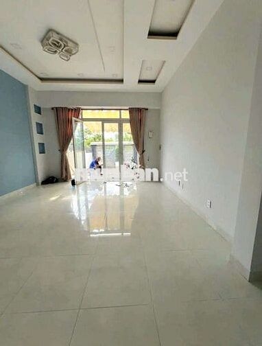 CẦN CHO THUÊ NHÀ MẶT TIỀN THẠNH LỘC 37.  GIÁ 12TR