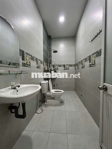 CẦN CHO THUÊ NHÀ MẶT TIỀN THẠNH LỘC 37.  GIÁ 12TR