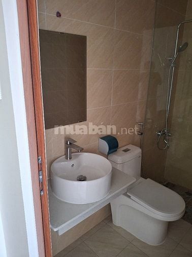 nhà HXH, cách Phạm H Lầu 25m, ngã 4 Nguyễn Lương Bằng 200m,Q7
