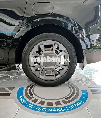 KIA CARNIVAL 1.6T HEV SIGNATURE 2025