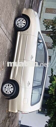 TOYOTA INNOVA 2.0 G 2010 số sàn 8 chỗ