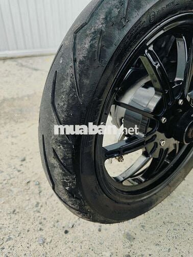 góc bán xe vairo mẩu củ 150/2018