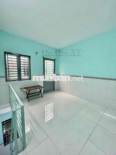 Nhà Trọ Ngang Cổng CTy Teakwang, KCN Hưng Phú