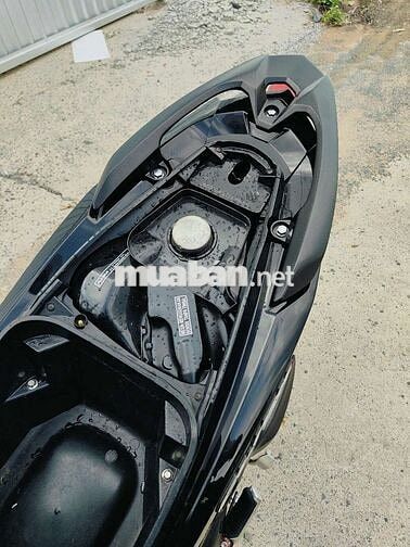 góc bán xe vairo mẩu củ 150/2018