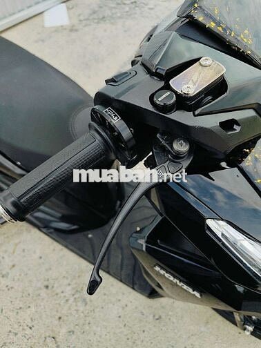 góc bán xe vairo mẩu củ 150/2018