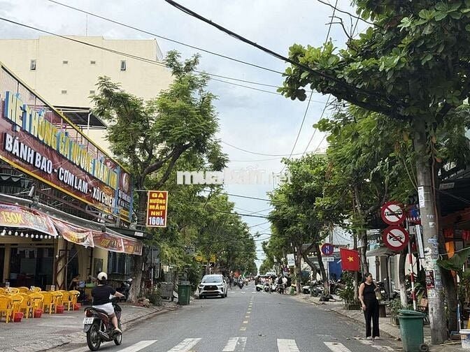 Lô góc 2 mặt tiền Ngô Thì Sĩ trục thông biển Mỹ Khê