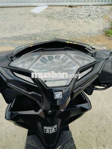 góc bán xe vairo mẩu củ 150/2018