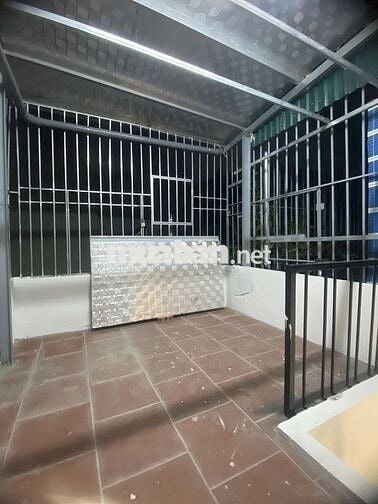 Bán Nhà Tô Hoàng 15M x 4 Tầng Chỉ 2,1 Tỷ. Nhà mới, ở luôn, 30m ra ô tô