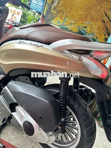 Piaggio Beverly nhâp