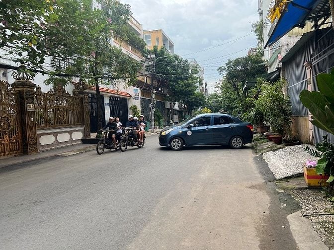 ⭐️Nhà 3 Lầu Mặt tiền hẻm rộng 12m Nguyễn Oanh, P17, tiện kinh doanh